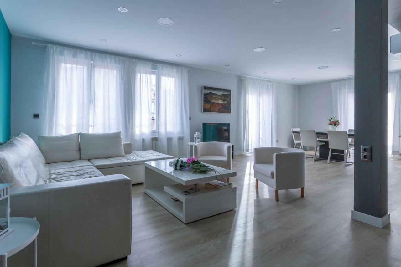 Gran Via Deluxe Lägenhet Granada Exteriör bild